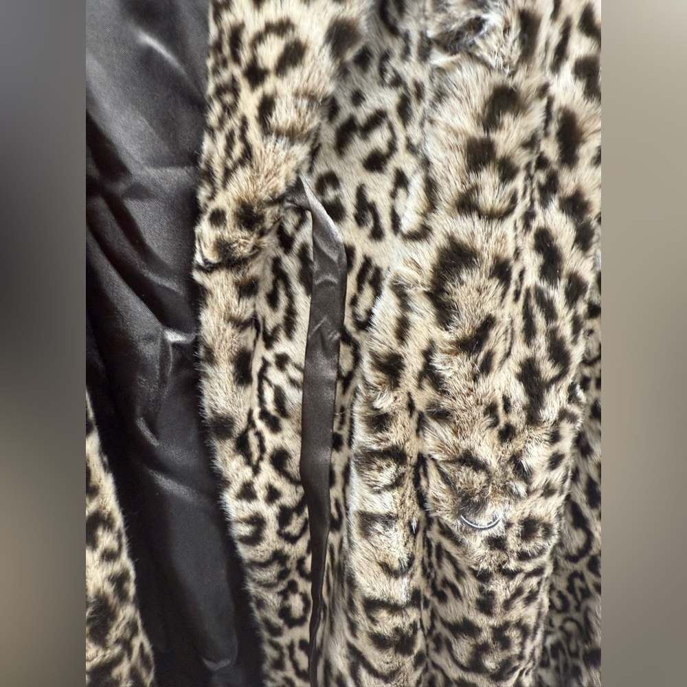 Calvin Klein Animal Print Faux Fur Coat with Brown Leatherette Belt - Picture 8 of 16